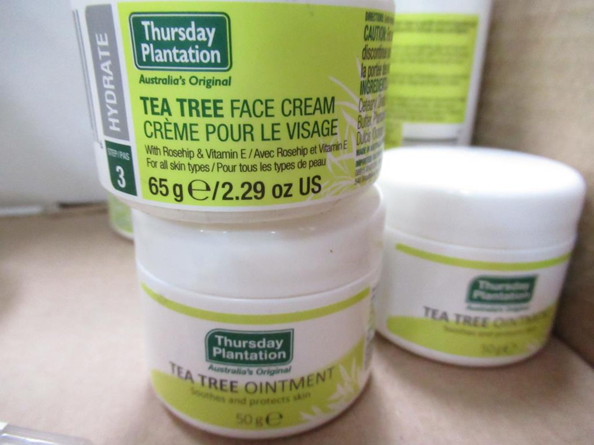 A box of mixed Thursday Plantation Products: Tea Tree Manuka Honey Balm, Tea Tree & Witch Hazel Tone - Image 6 of 9