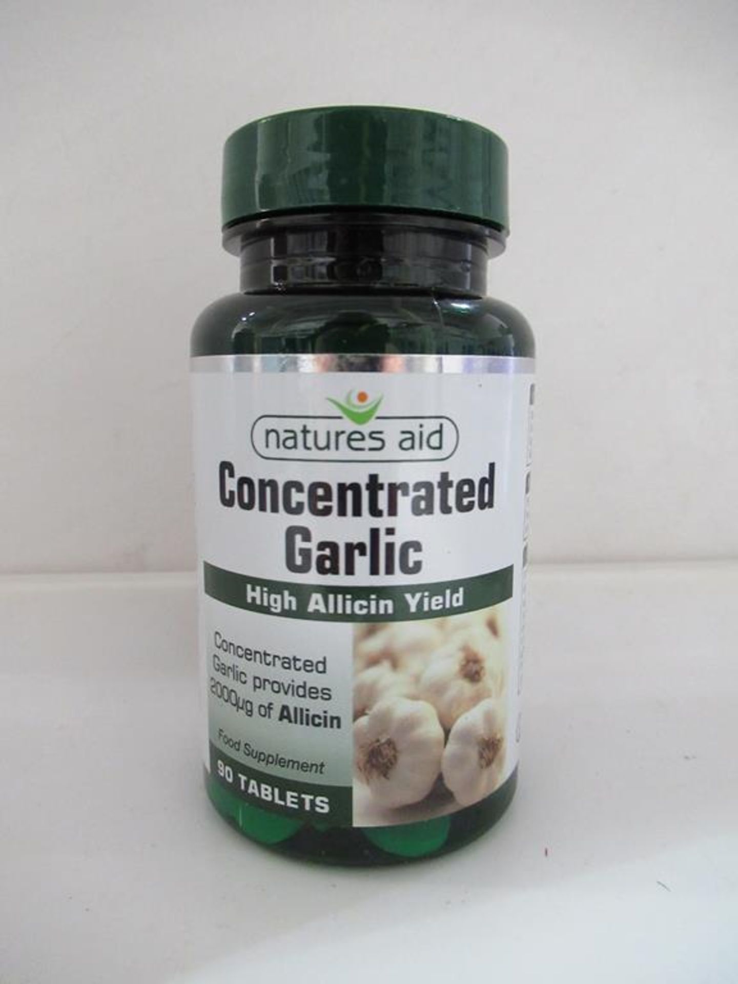 12 Natures Aid supplements to include Fish Oil, Quercetin Formula, Red Clover, Concentrated Garlic, - Image 6 of 7