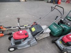 Honda HRB425 17" rear roller rotary-push Lawnmower