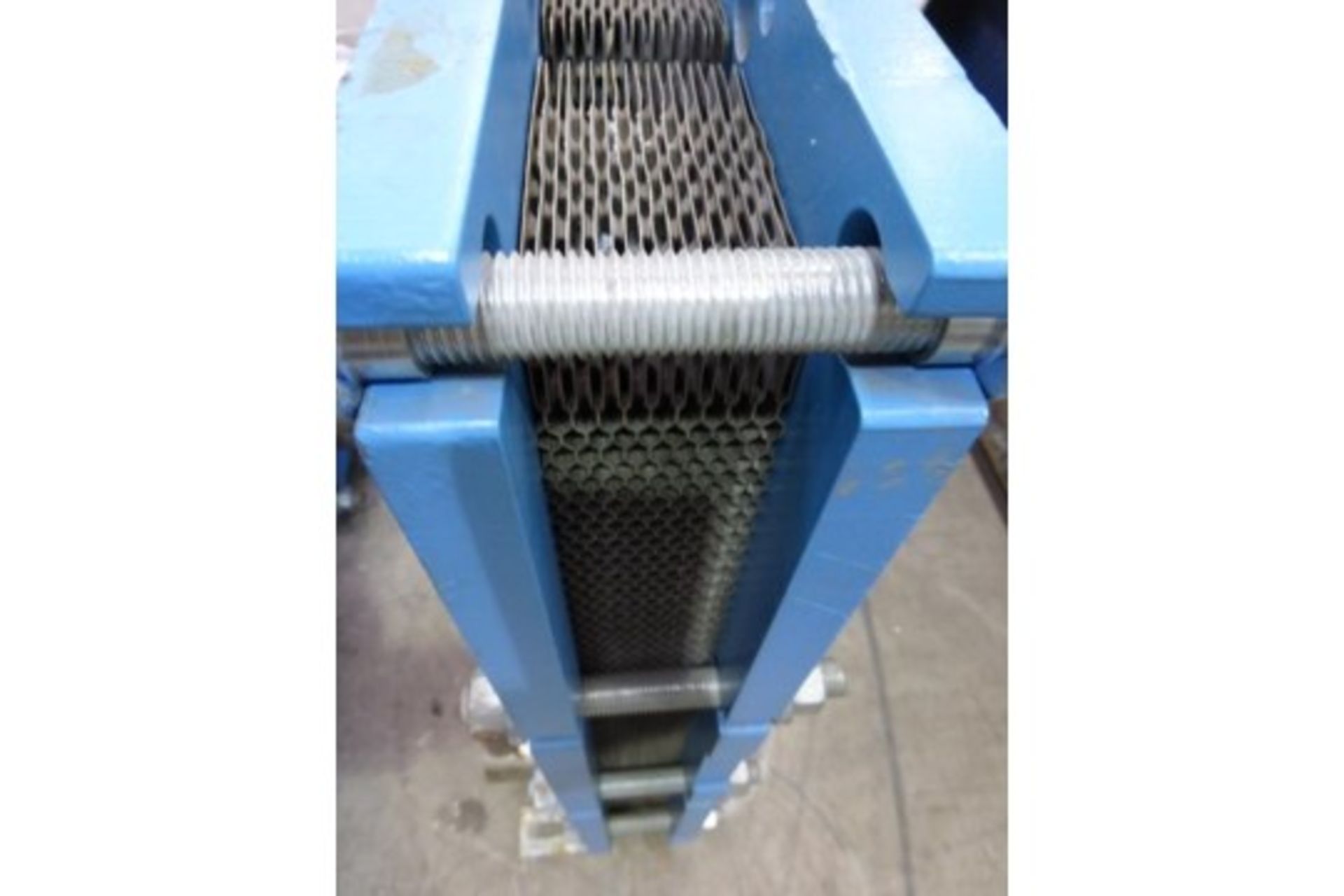 A Tranter Heat Exchanger H 830mm x W 320mm x D 120mm. Please note there is a £5 plus VAT Lift Out Fe - Image 3 of 3