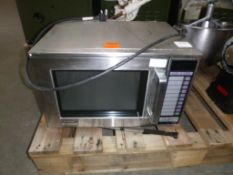 A Sharp 1500W/R-22AT Commercial Microwave