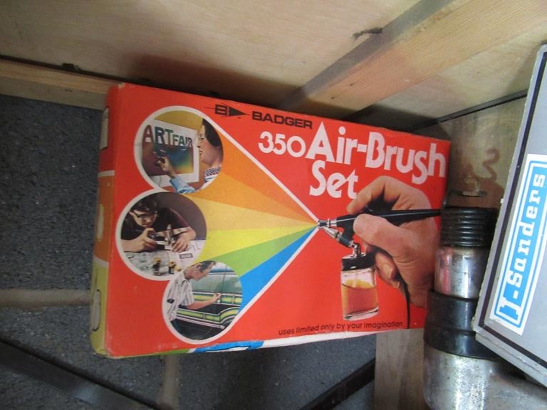Contents of shelf to include Badger 350 Airbrush S - Image 3 of 5