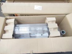 2 x boxes of Street Lights, 1 x box of SXK6 Security Lamps and 2 x Thorn Lights