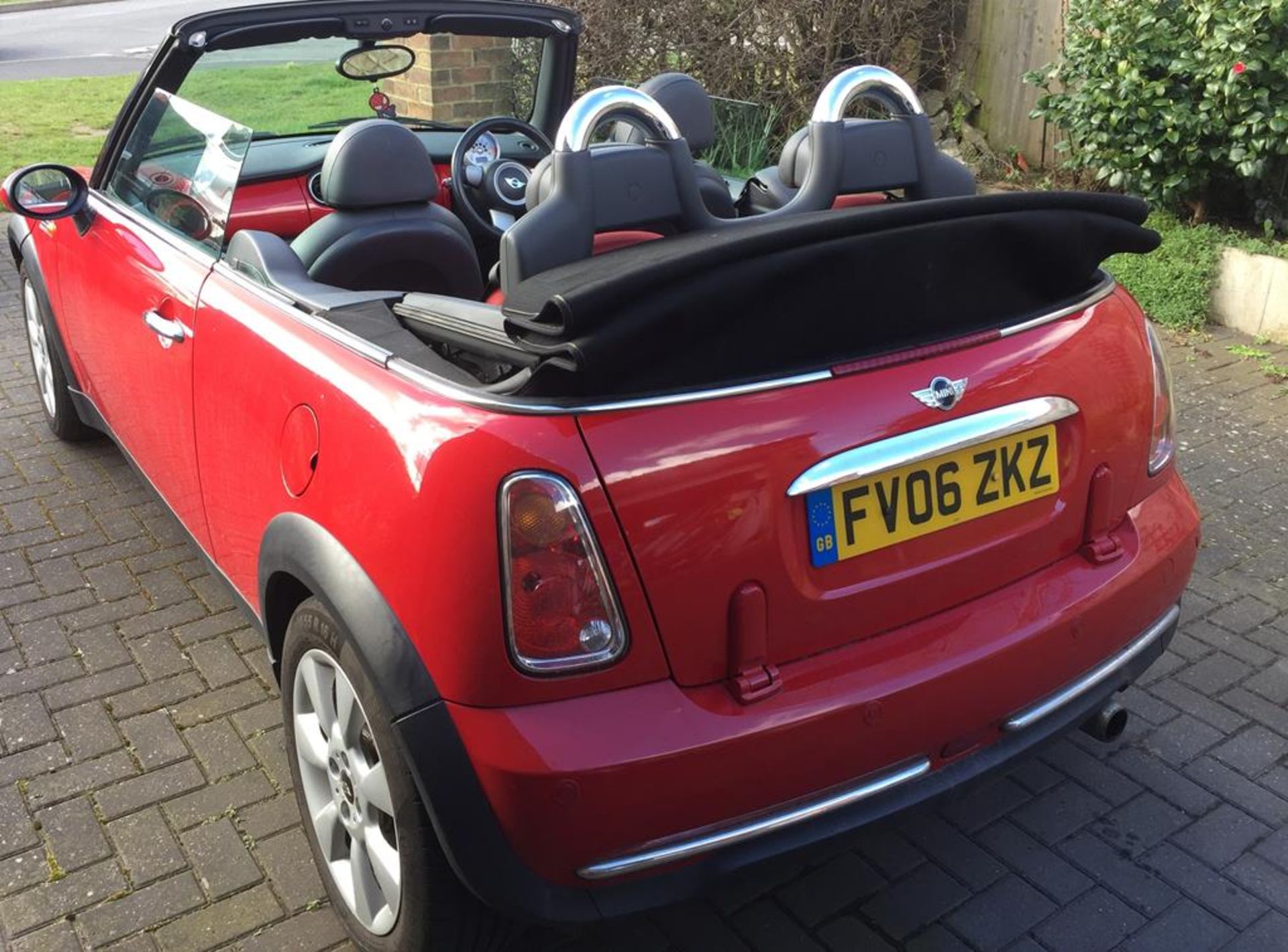 2006 Mini Cooper Convertible - Image 3 of 15