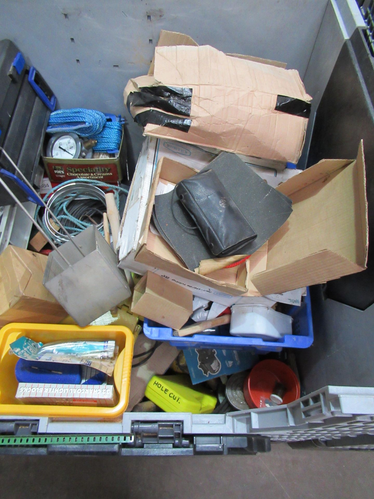 A stillage to include hand tools, garage and hobby equipment etc - stillage not included. Please not - Image 3 of 3