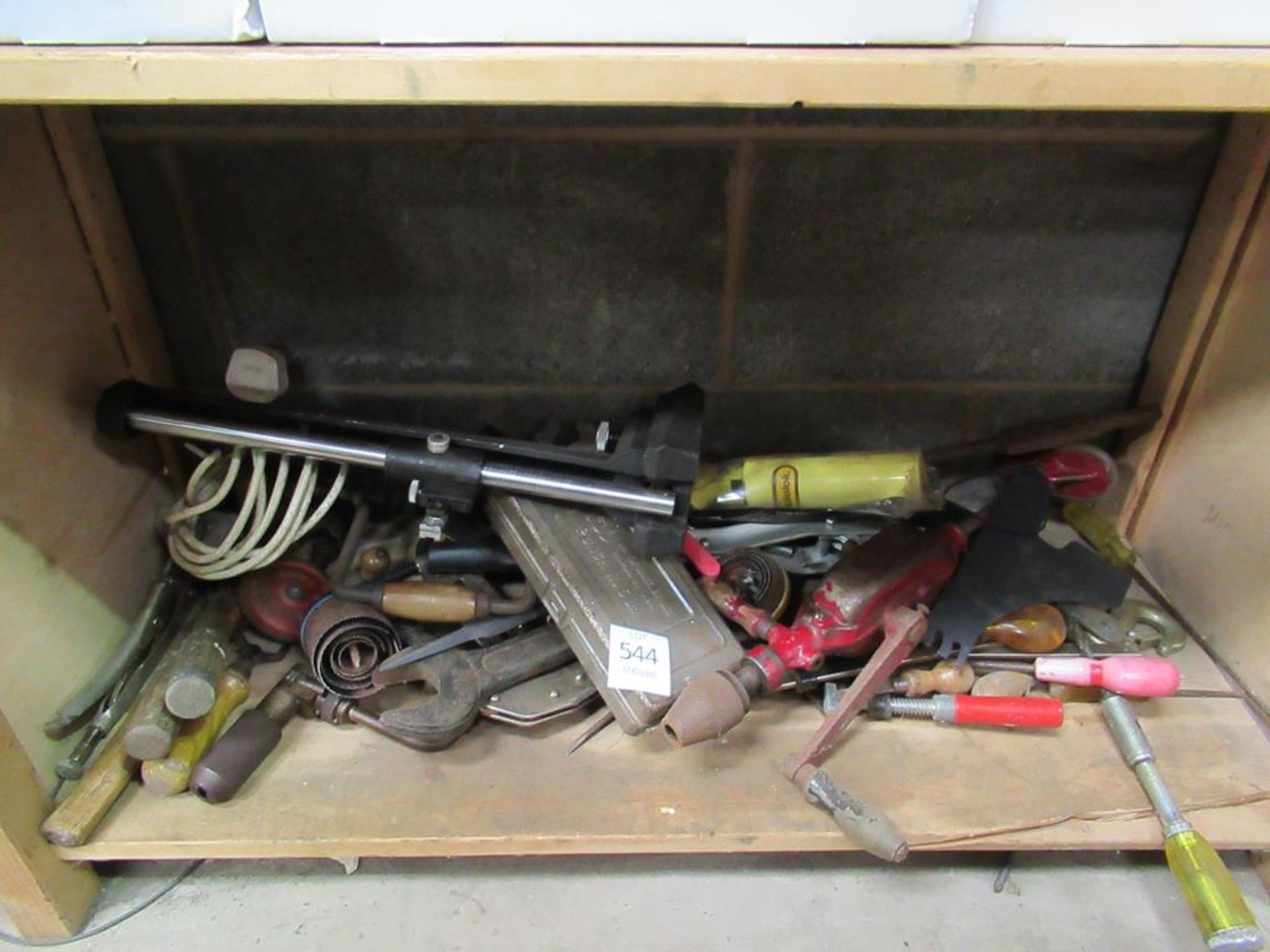 Selection of Hand Tooling to shelf