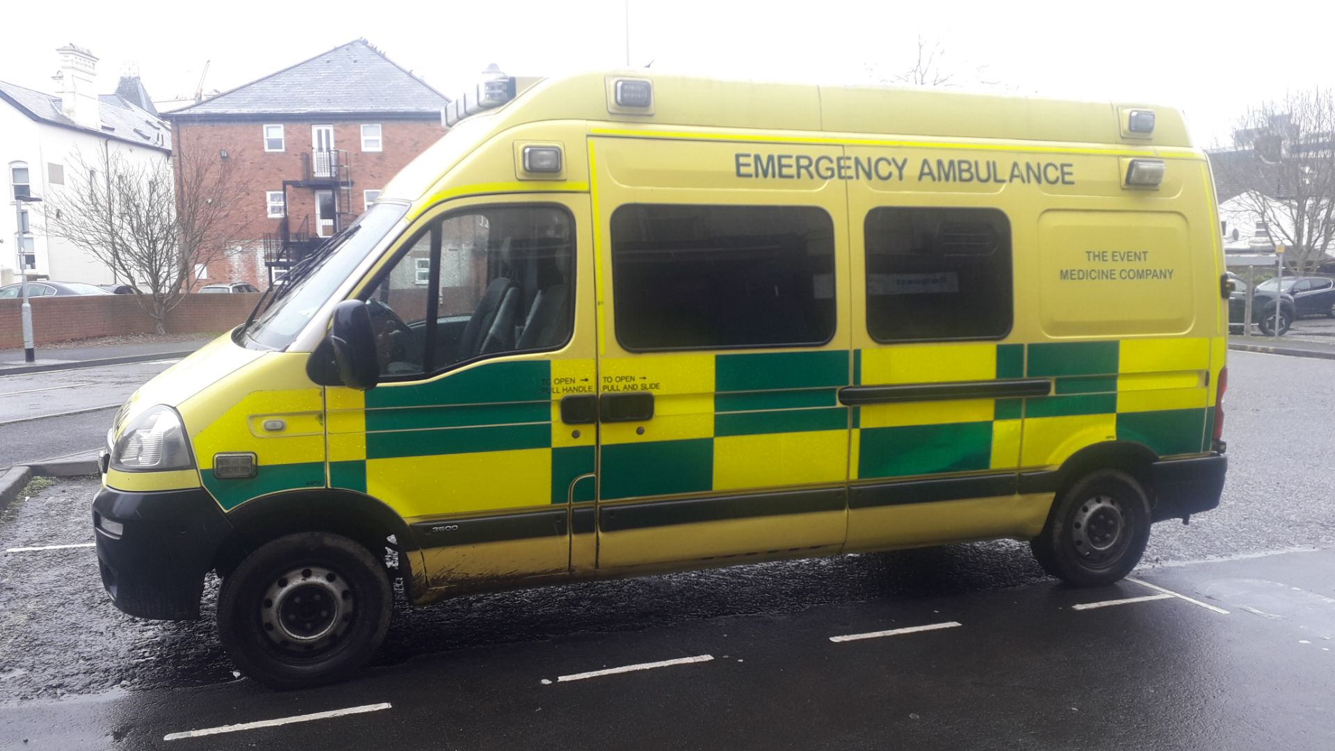 Ambulance Vauxhall Movano Registration YJ58 XFM, O - Image 2 of 19