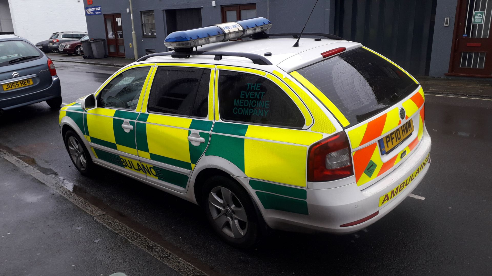 Response Car Skoda Octavia, Registration PF10 HWM, - Image 4 of 12