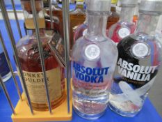 10 x bottles of spirits to include Absolut Vodka, Monkey Shoulder Blended Malt Scotch Whisky etc
