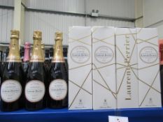 7 x bottles of Sparkling Wine to include 'Prosecco Corte Atla', 'Chandon' and Chapel Down'