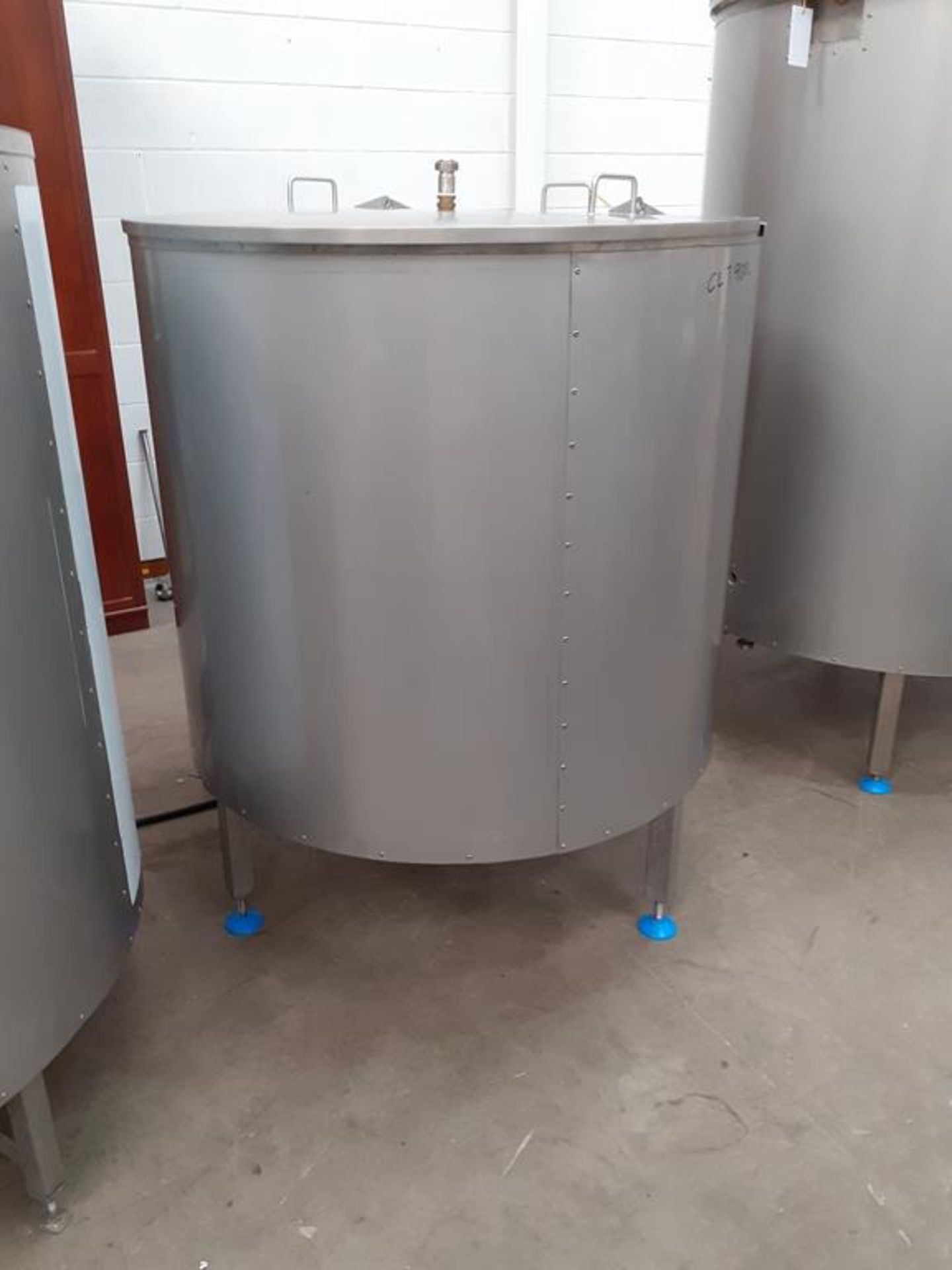 6ix Fabdec Stainless Steel CLT900l Water Tank