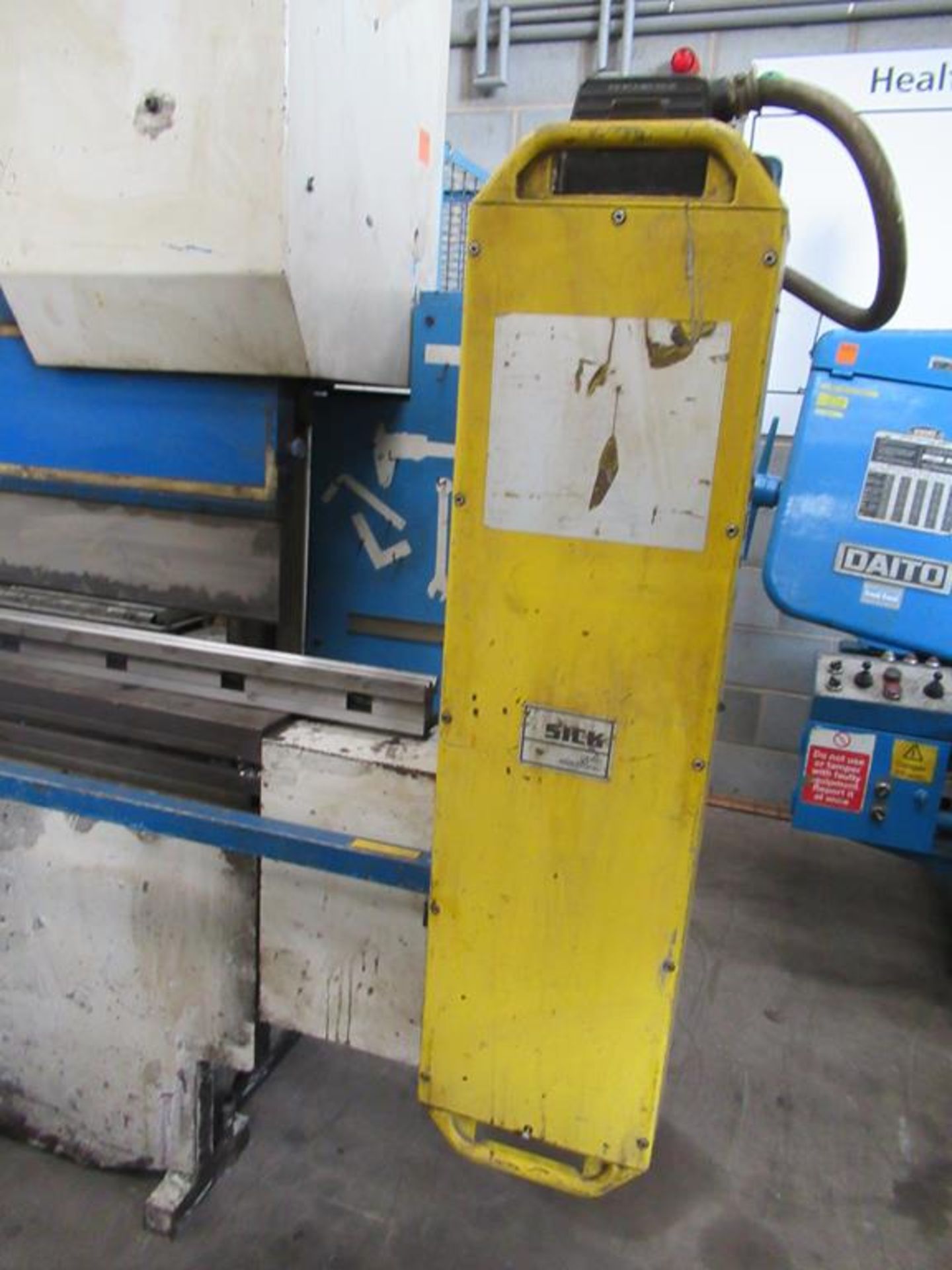 LVD MNC95-C PPI 80/25 Engineering Press Brake - Image 12 of 14