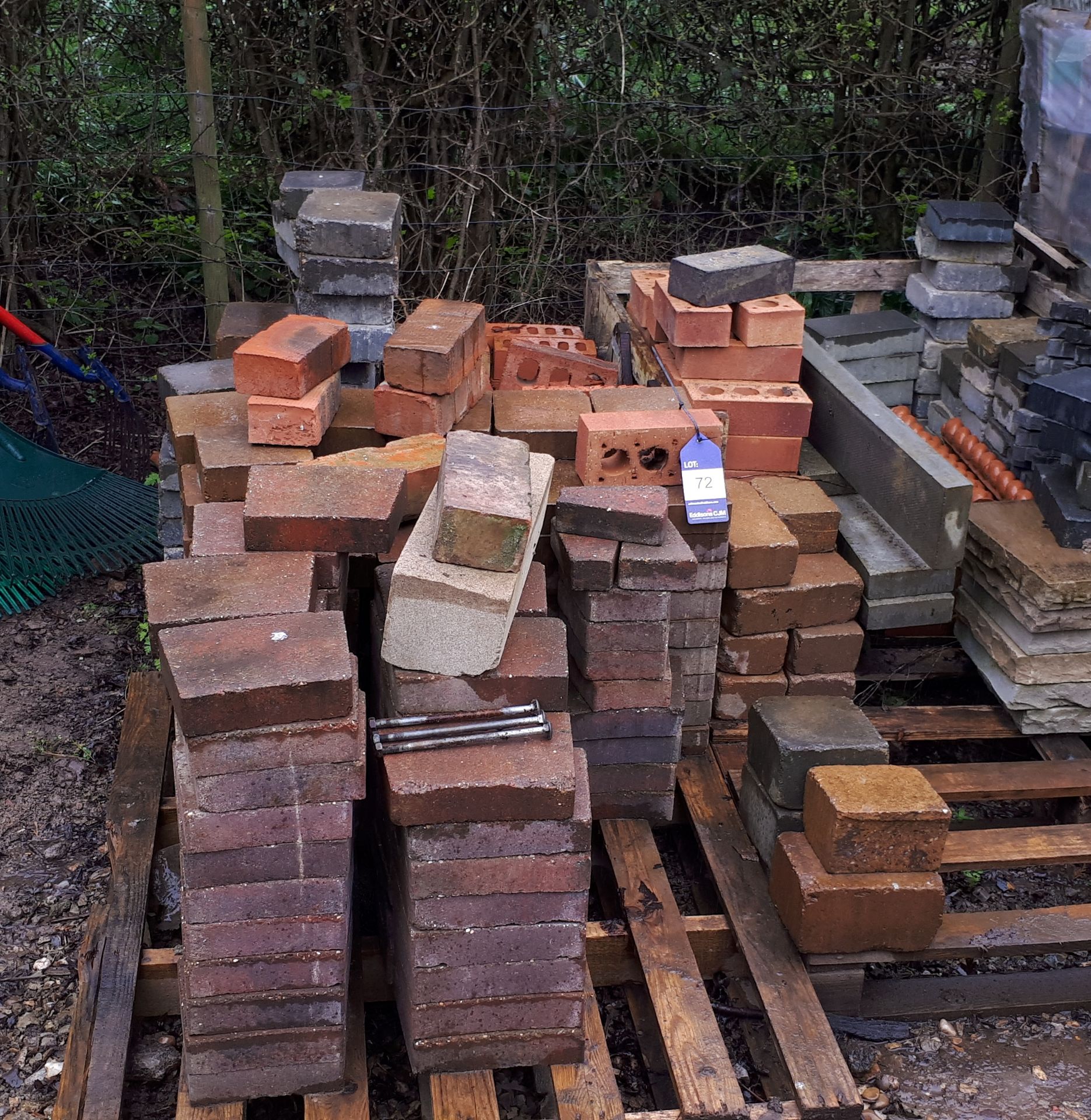 Assortment of bricks to pallet *Please note, there are no loading facilities on site, and purchasers