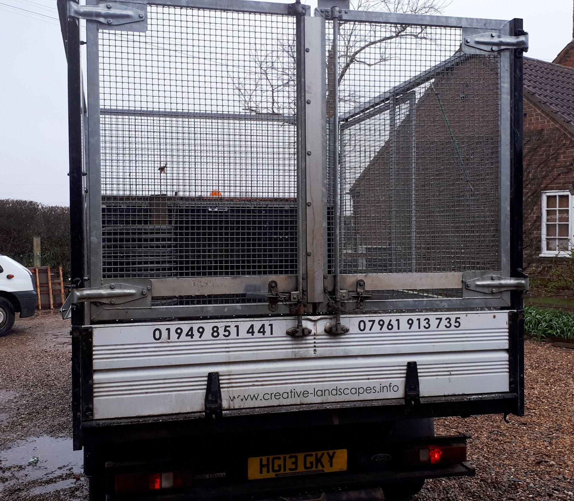 Ford Transit 125 T350 RWD cage tipper van, registration HG13 GKY, first registered 31 July 2013, - Bild 4 aus 18