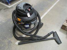 Titan TTB 430 Vacuum cleaner, 240V