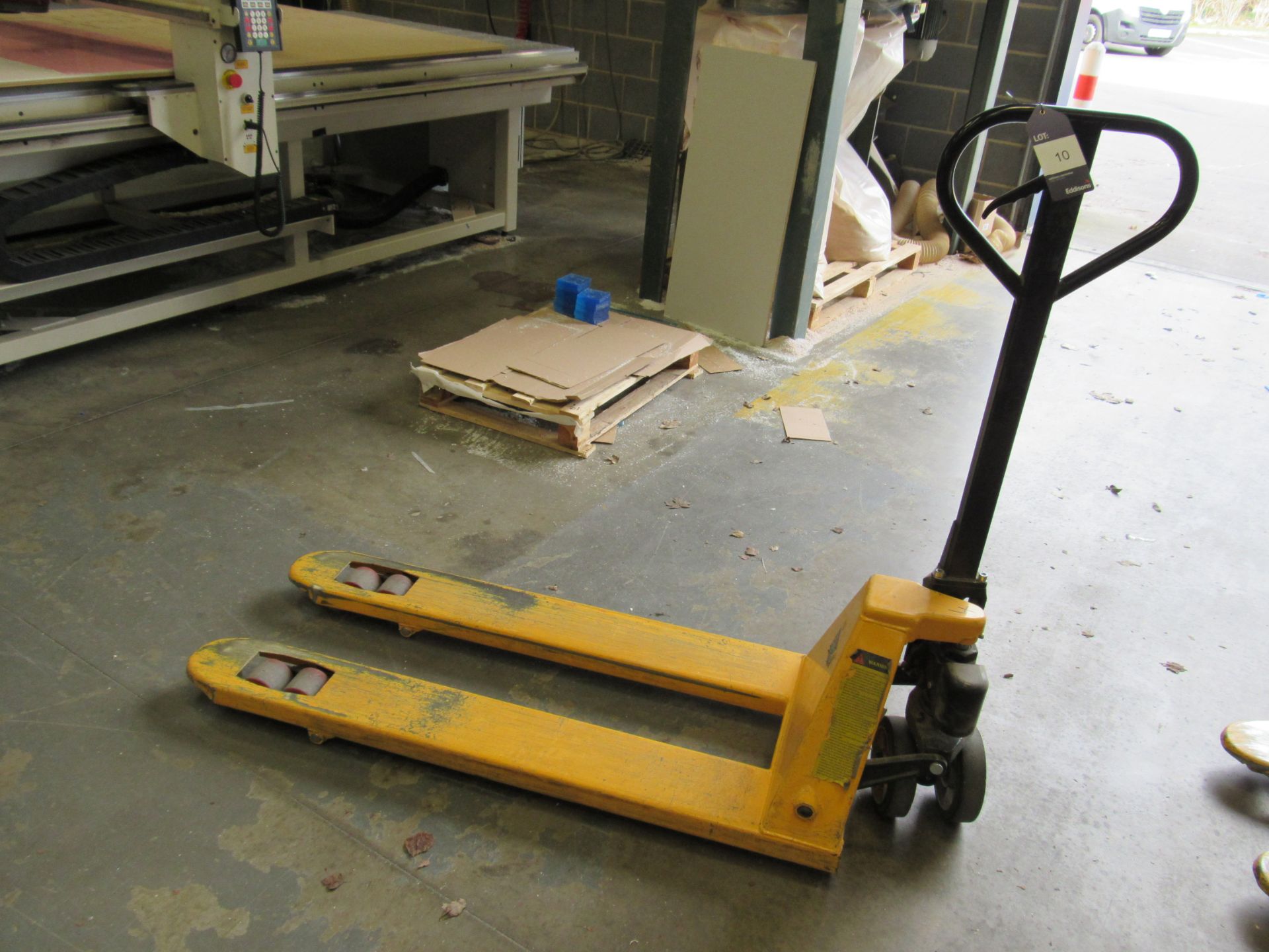 Total Lifter, 2500Kg Pallet Truck - Image 2 of 2