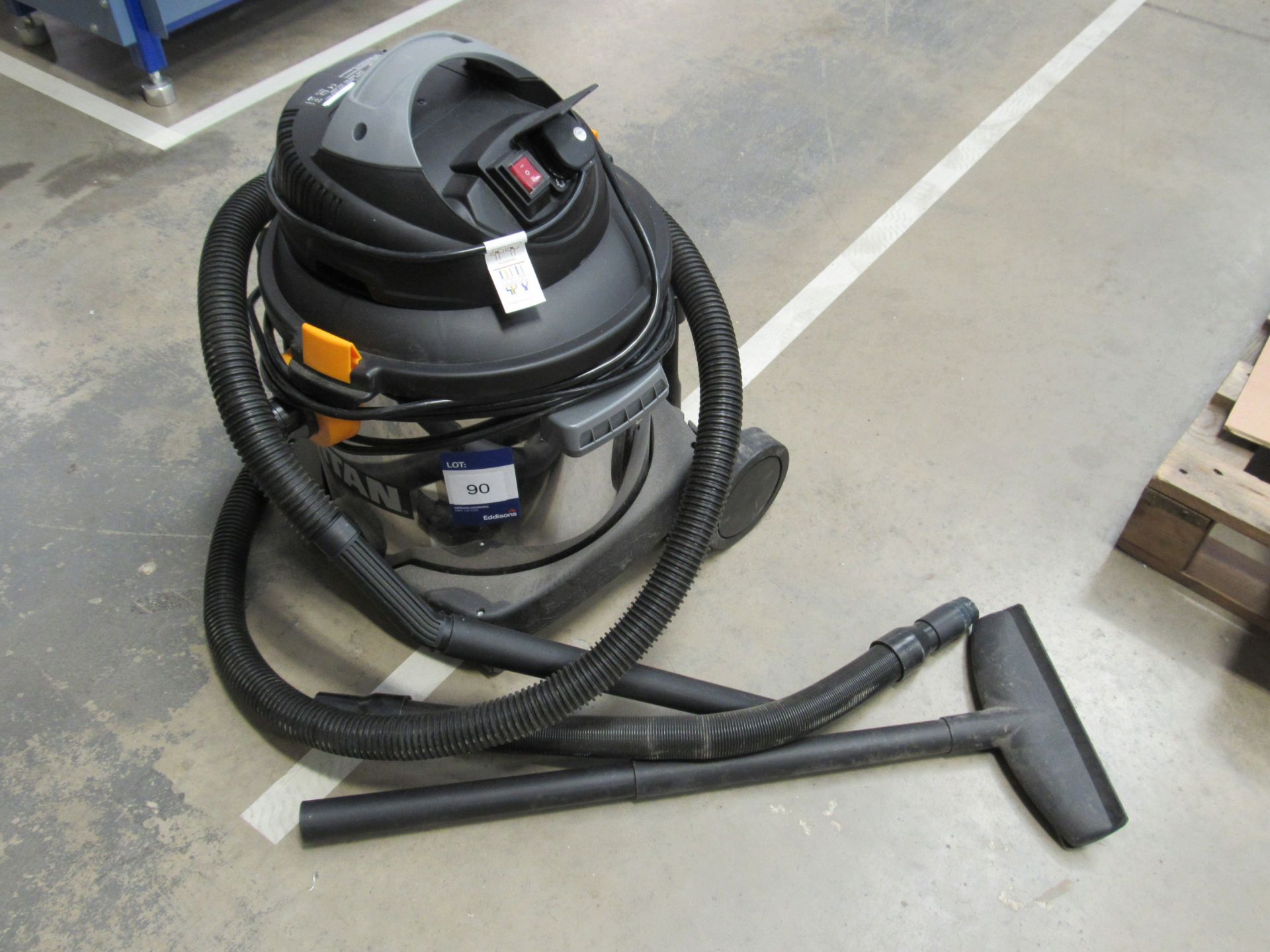 Titan TTB 430 Vacuum cleaner, 240V - Image 2 of 2