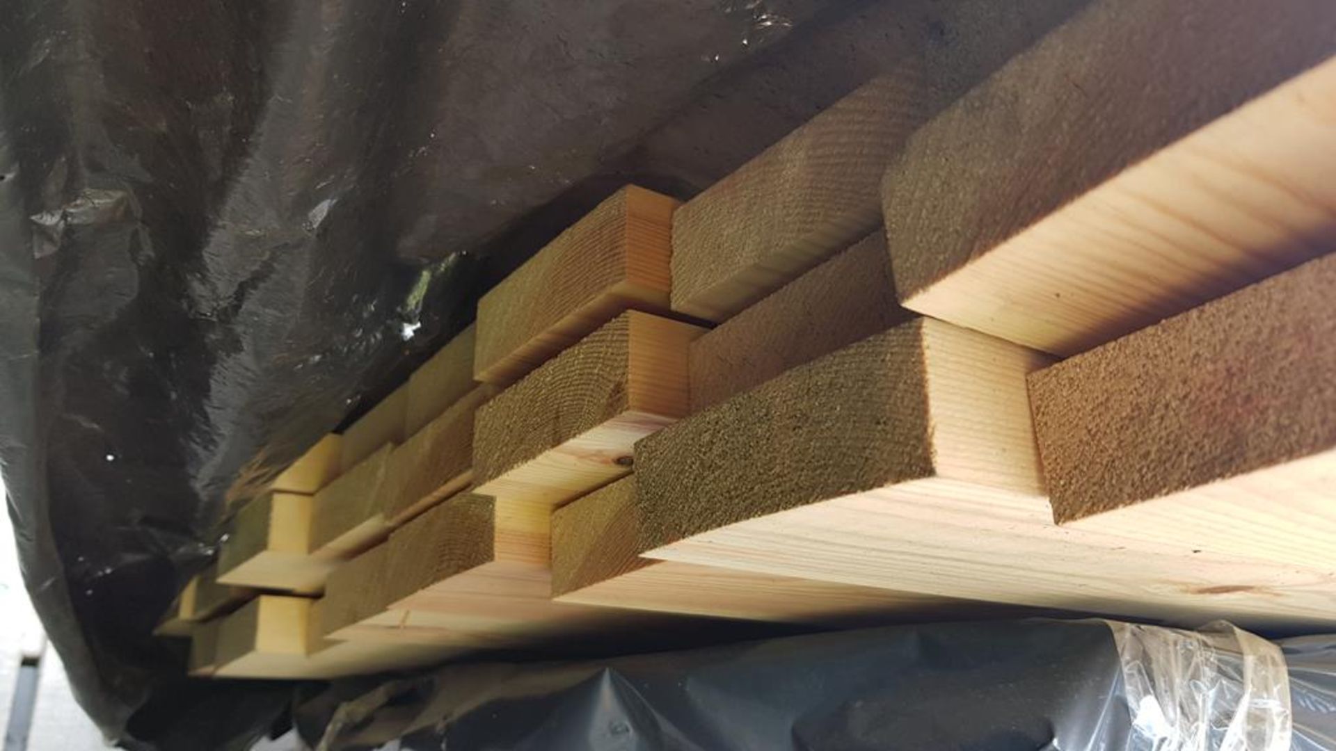 32mm x 100mm (30mm x 95mm) planed square edged. 27 pieces @ 5700mm.