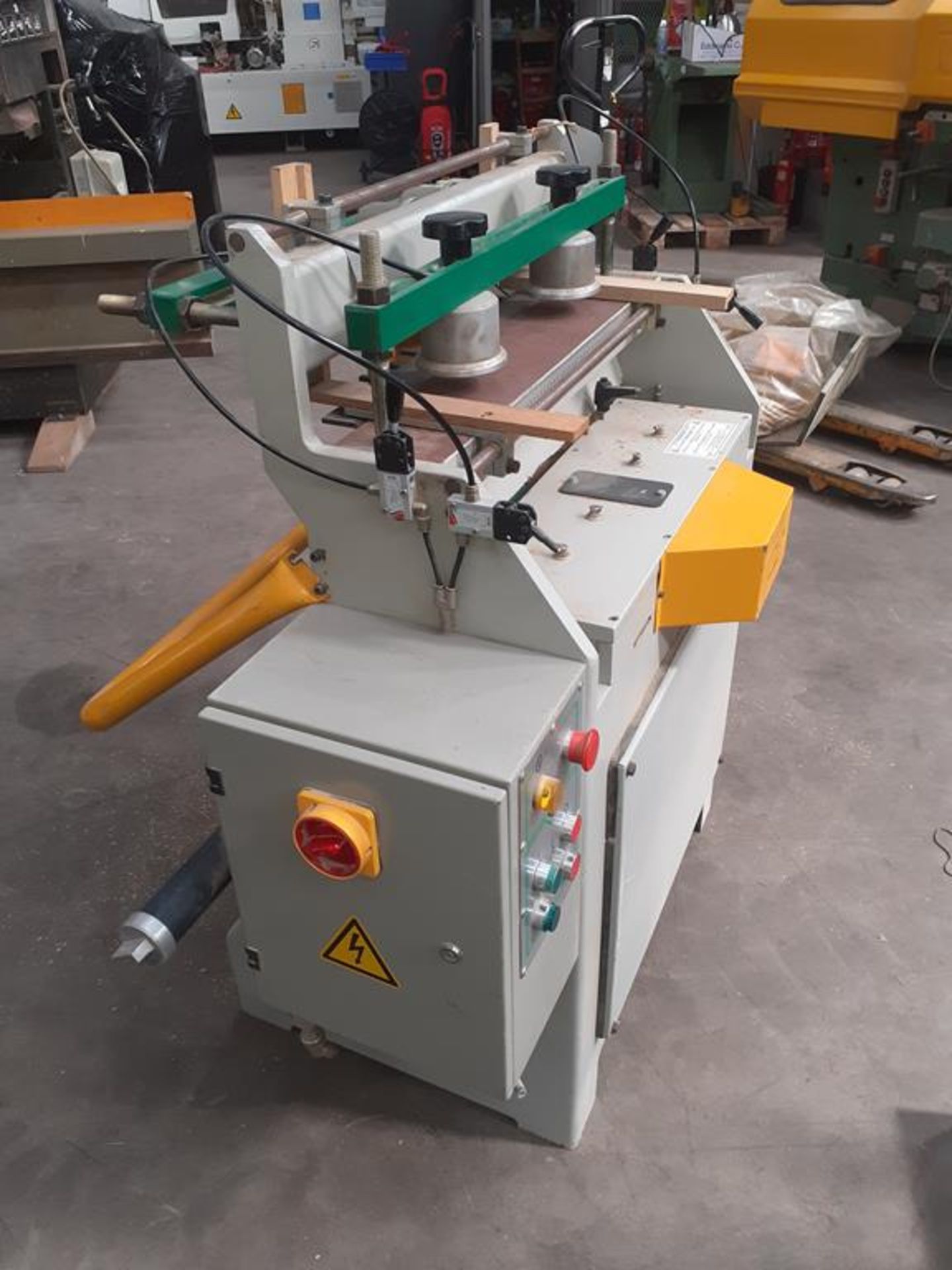 Omec 750M Automatic Dovetailer - Image 4 of 7
