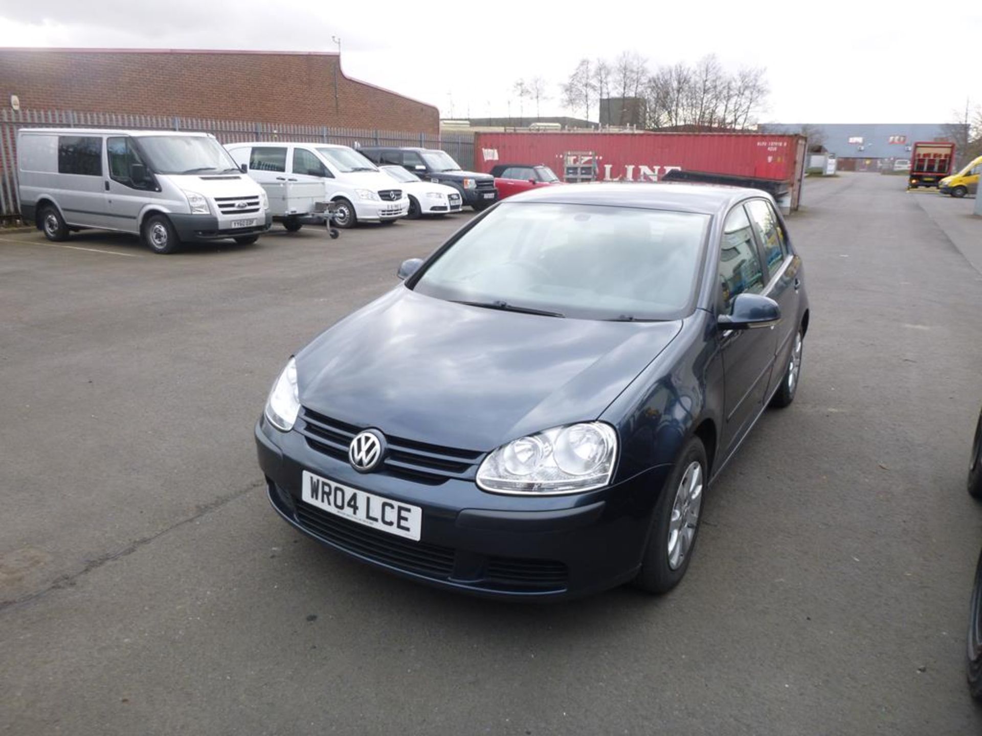 A VW Golf TDI SE 5 door hatchback WR04 LCE; date of first registration 21-05-2004; 1900cc diesel; co