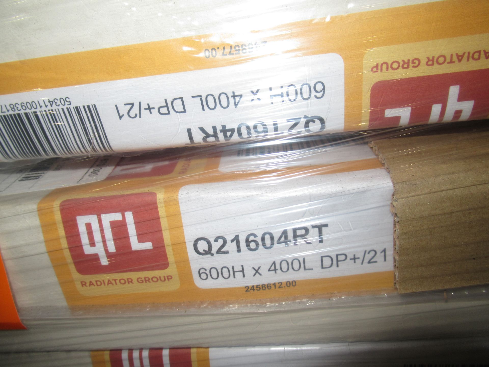 28 x QRL Q21604RT Radiators. - Image 2 of 2