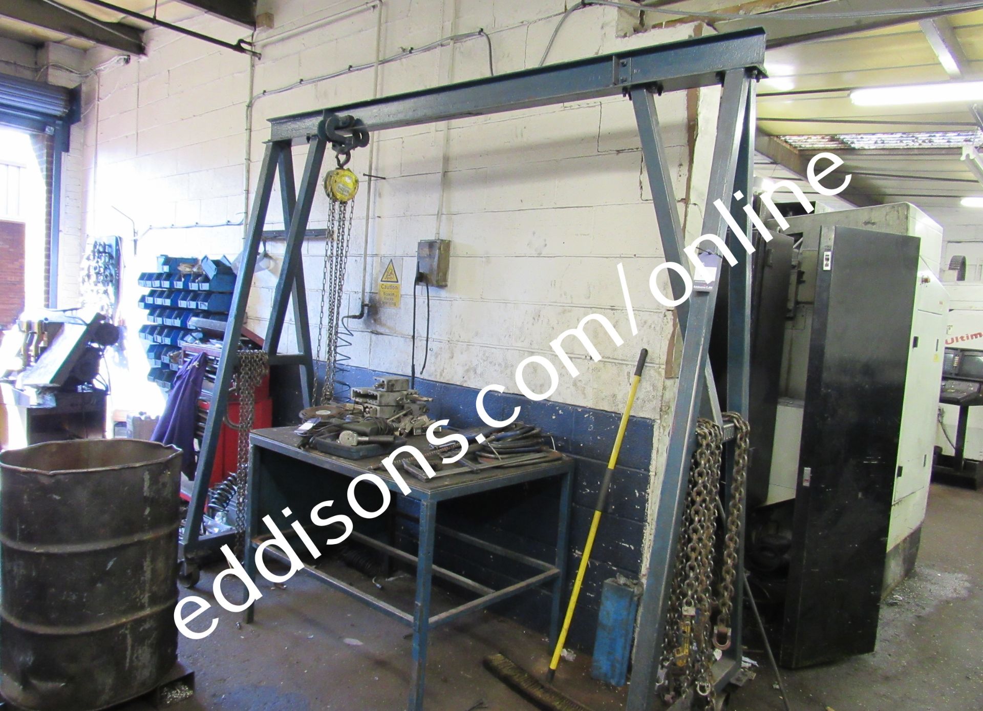 Mobile A-frame, SWL 1000KG, with Yale 1 ton manual chain hoist and various chains