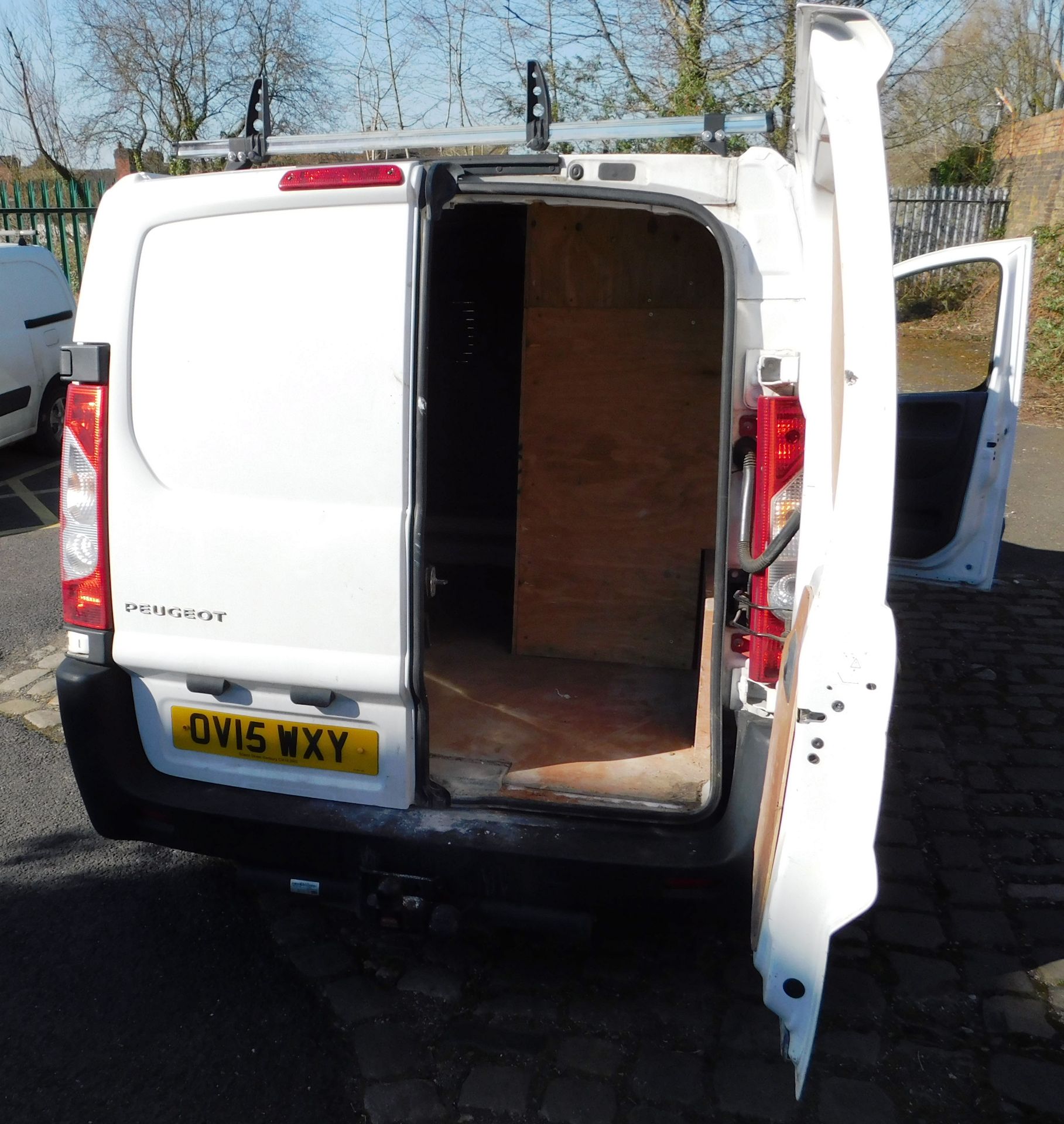 Peugeot Expert L1 1000 1.6 HDi 90 H1 panel van, registration OV15 WXY, first registered 31 May 2015, - Image 11 of 14