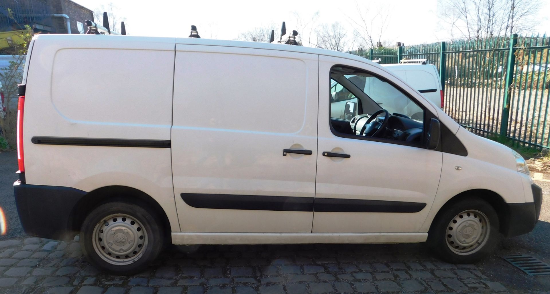 Peugeot Expert L1 1000 1.6 HDi 90 H1 panel van, registration OV15 WXY, first registered 31 May 2015, - Bild 6 aus 14