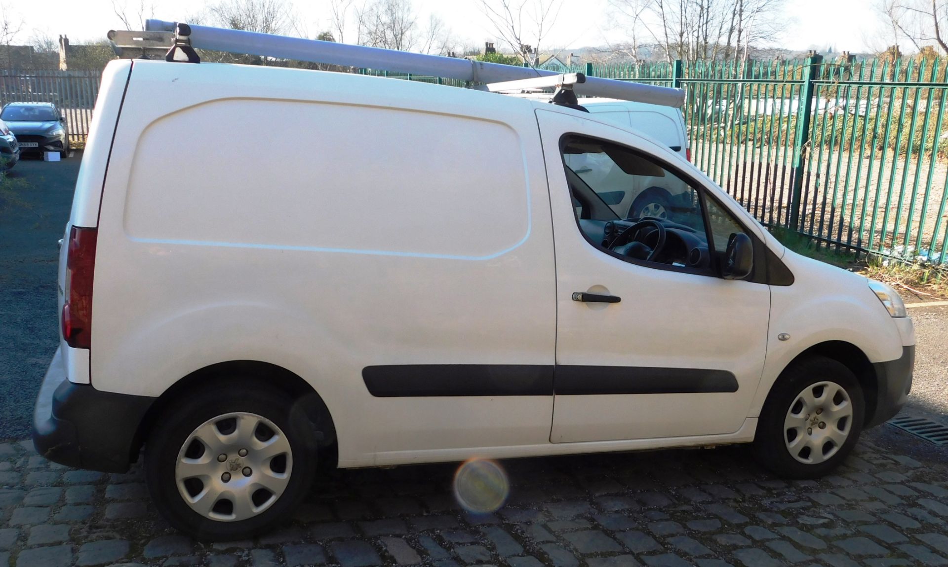 Peugeot Partner 625 1.6 HDi 75 panel van, registration BF64 VZH, first registered 30 September 2014, - Image 6 of 13
