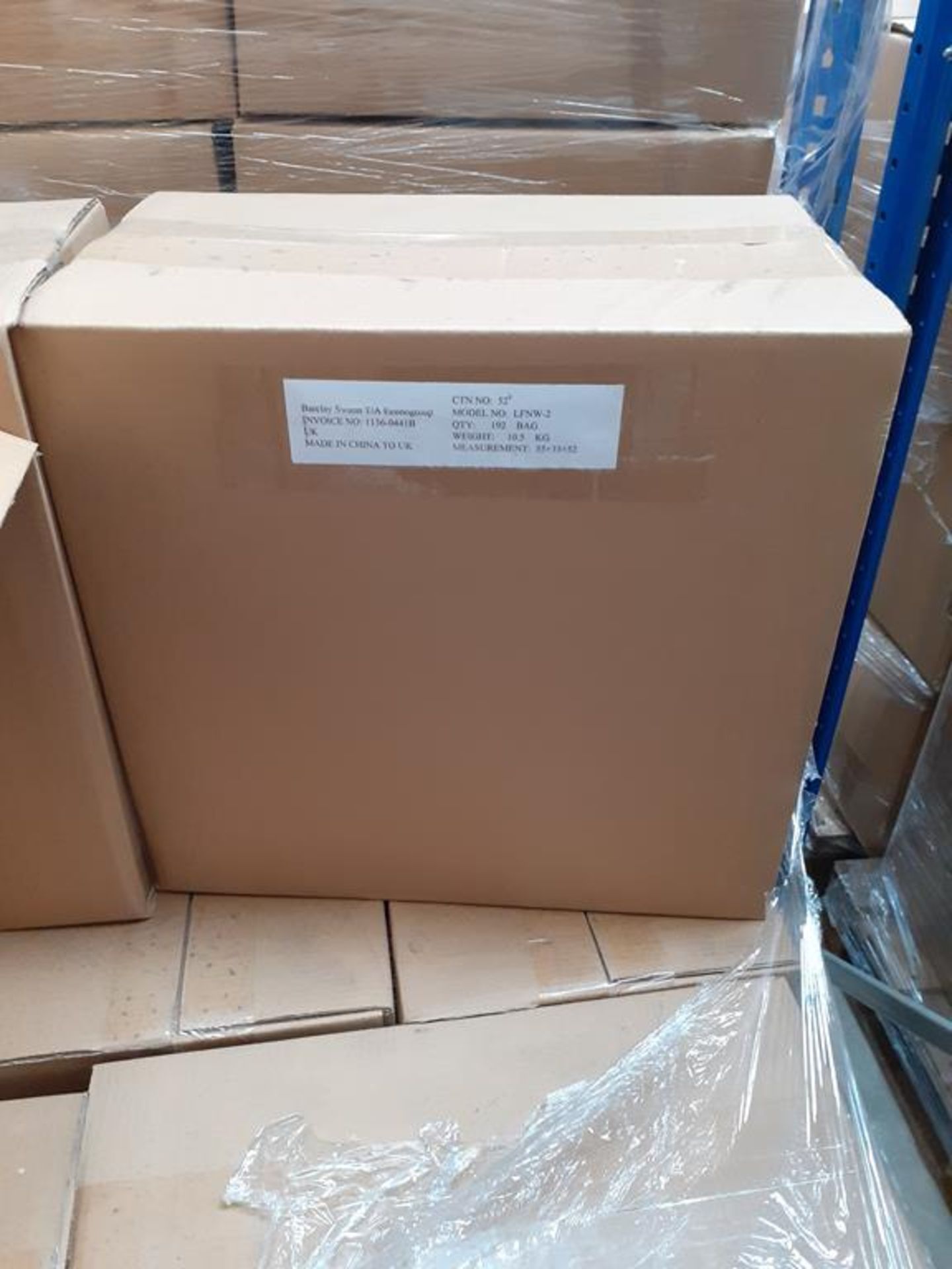 Pallet of Lint Free Melt Blown Nail Wipes (approx 8 boxes) - Image 2 of 4