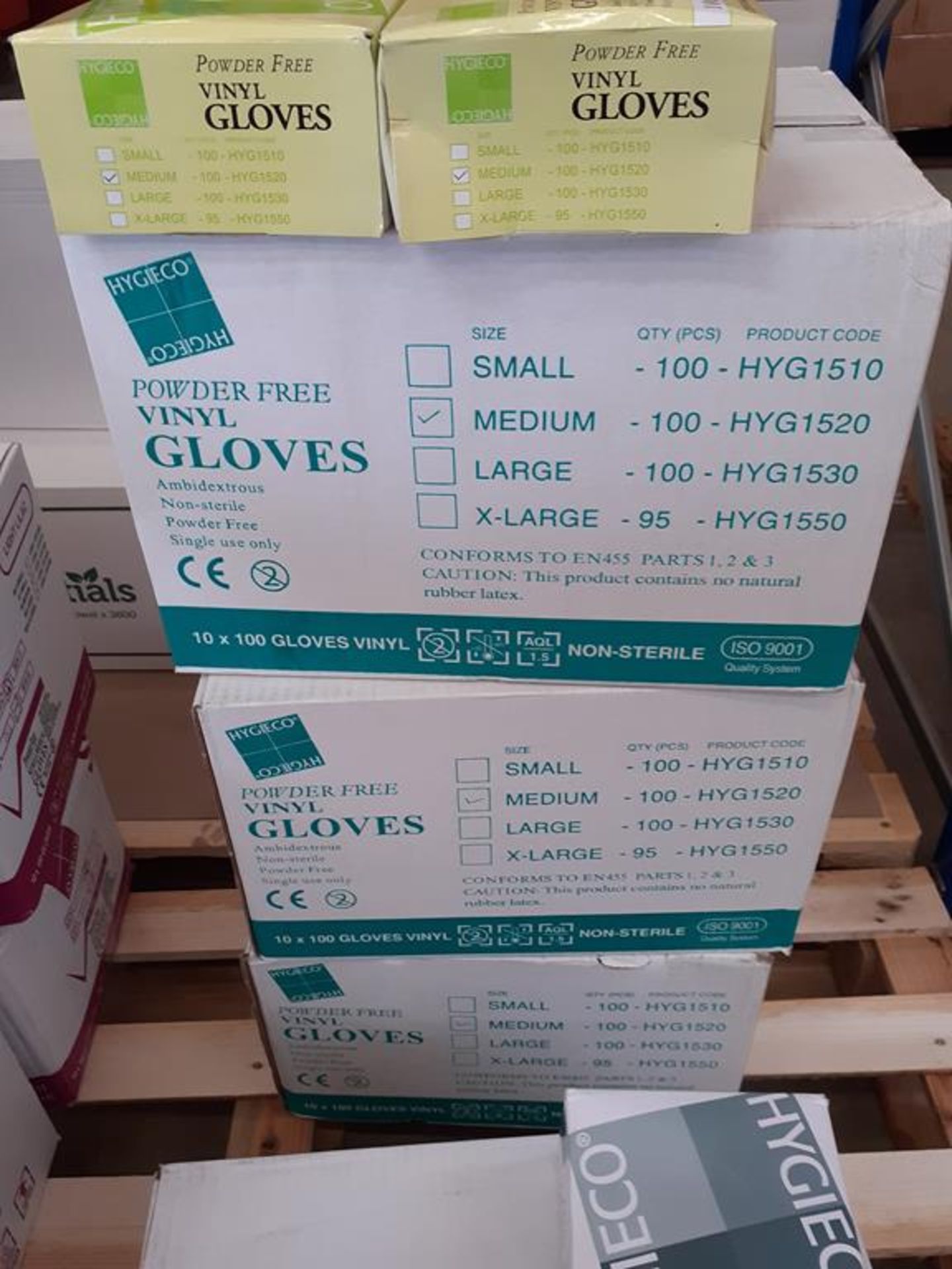 Quantity of various sizes Powder Free Medical Gloves, Latex and Nitrile (approx 12 boxes of various - Image 4 of 5