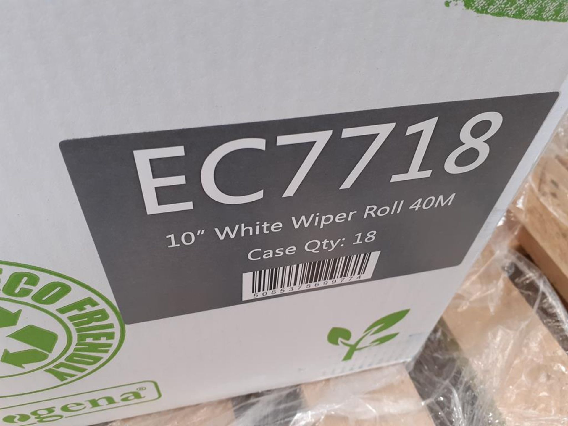 Pallet of 10" White Wiper Rolls 40m (approx 11 boxes) - Image 3 of 3