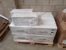 Pallet of Green V-fold Hand Towels (approx 18 boxes)
