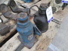 2 Various Bottle Jacks