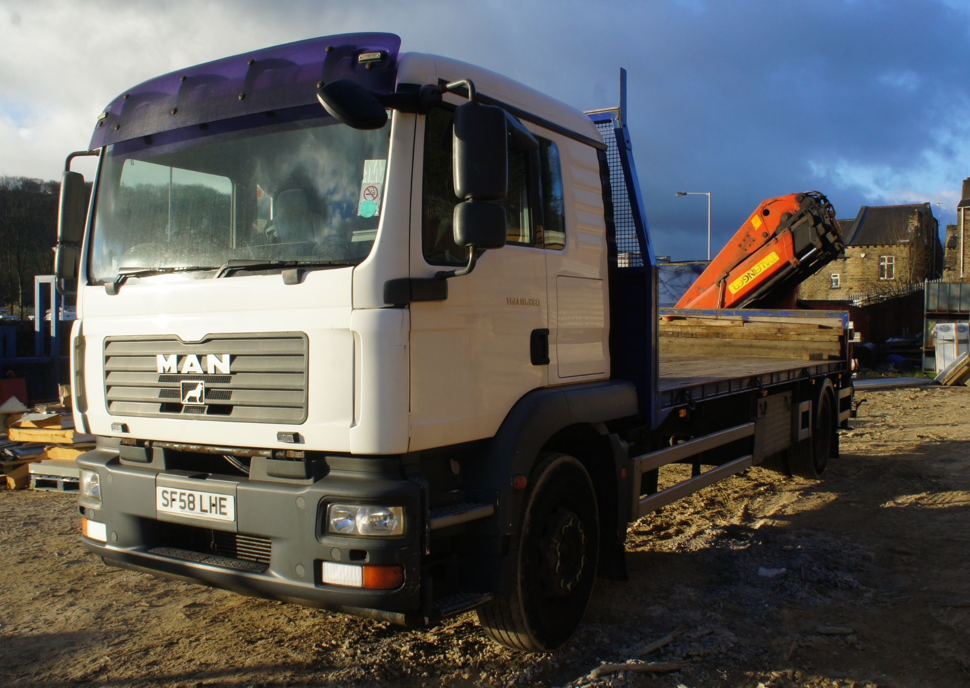 MAN/TGM 18.280 Flatbed HGV with Palfinger PK19000B Crane, 18,000kg gross weight, Registration SF58 - Image 2 of 30