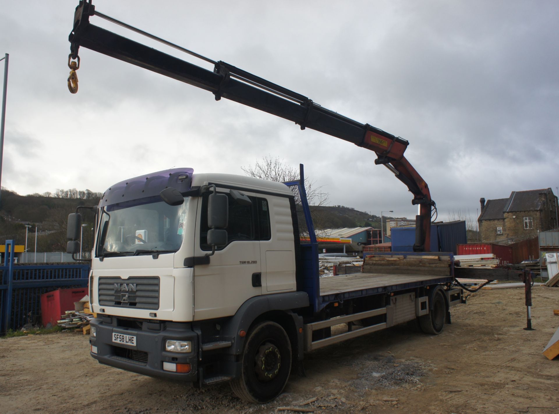 MAN/TGM 18.280 Flatbed HGV with Palfinger PK19000B Crane, 18,000kg gross weight, Registration SF58