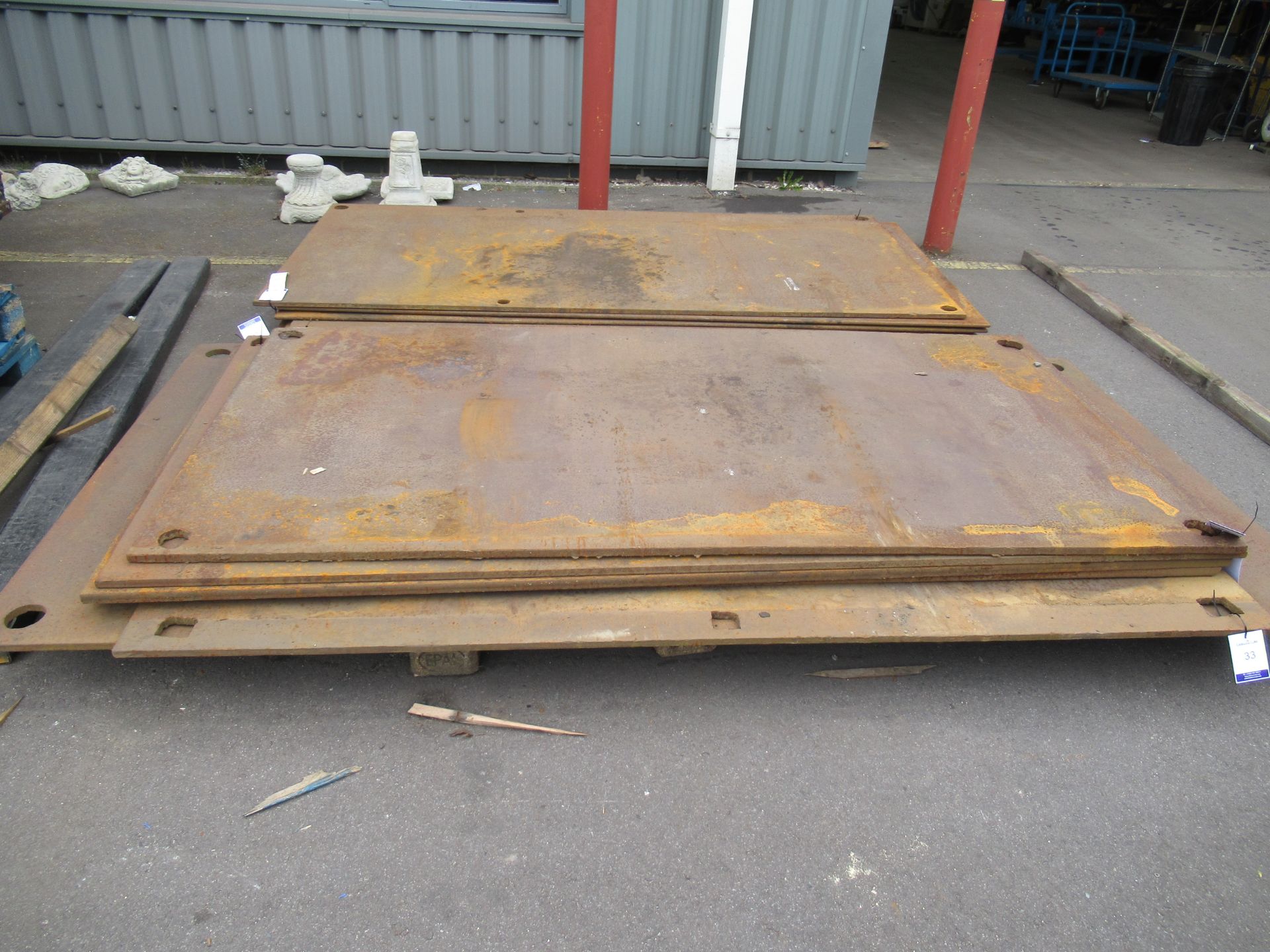 Heavy Duty Steel Road Plate 2500mm x 1250mm (approx.) Please note there is a £5 lift out fee on this