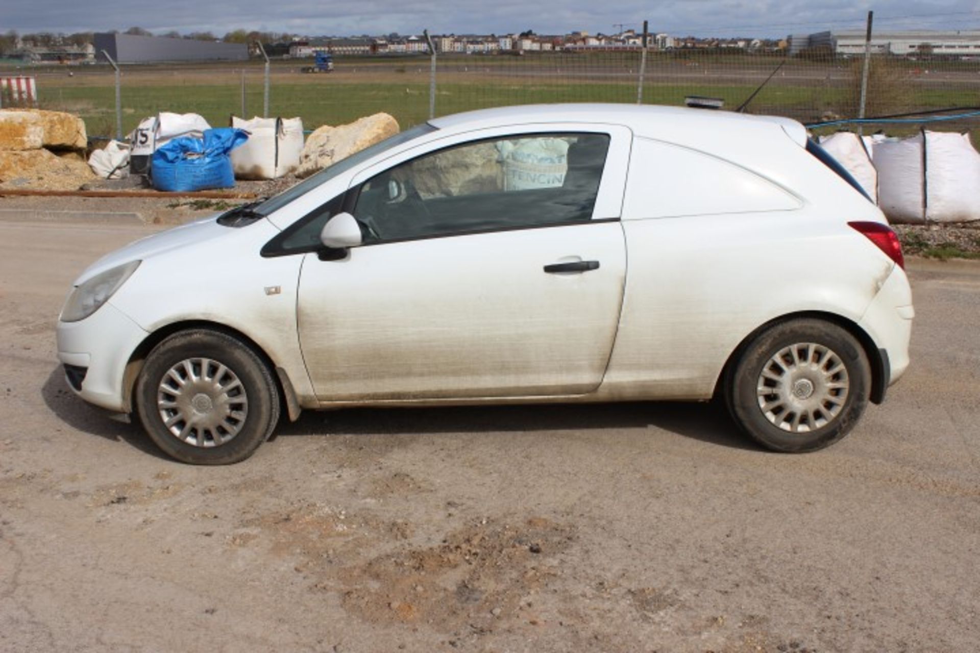 Vauxhall Corsa Van 1.3CDTi 16v Van Registration NL - Image 4 of 10