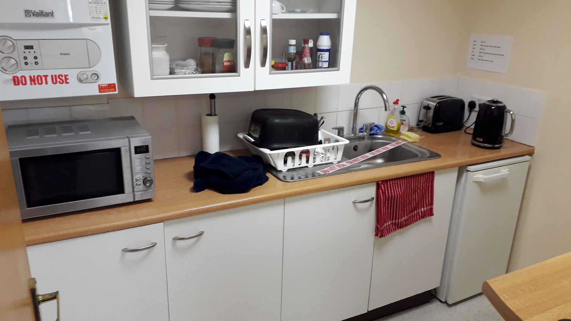 Contents of Kitchen to include Kenwood Stainless Steel Microwave Oven, Larder Refrigerator & Kitchen - Image 5 of 5