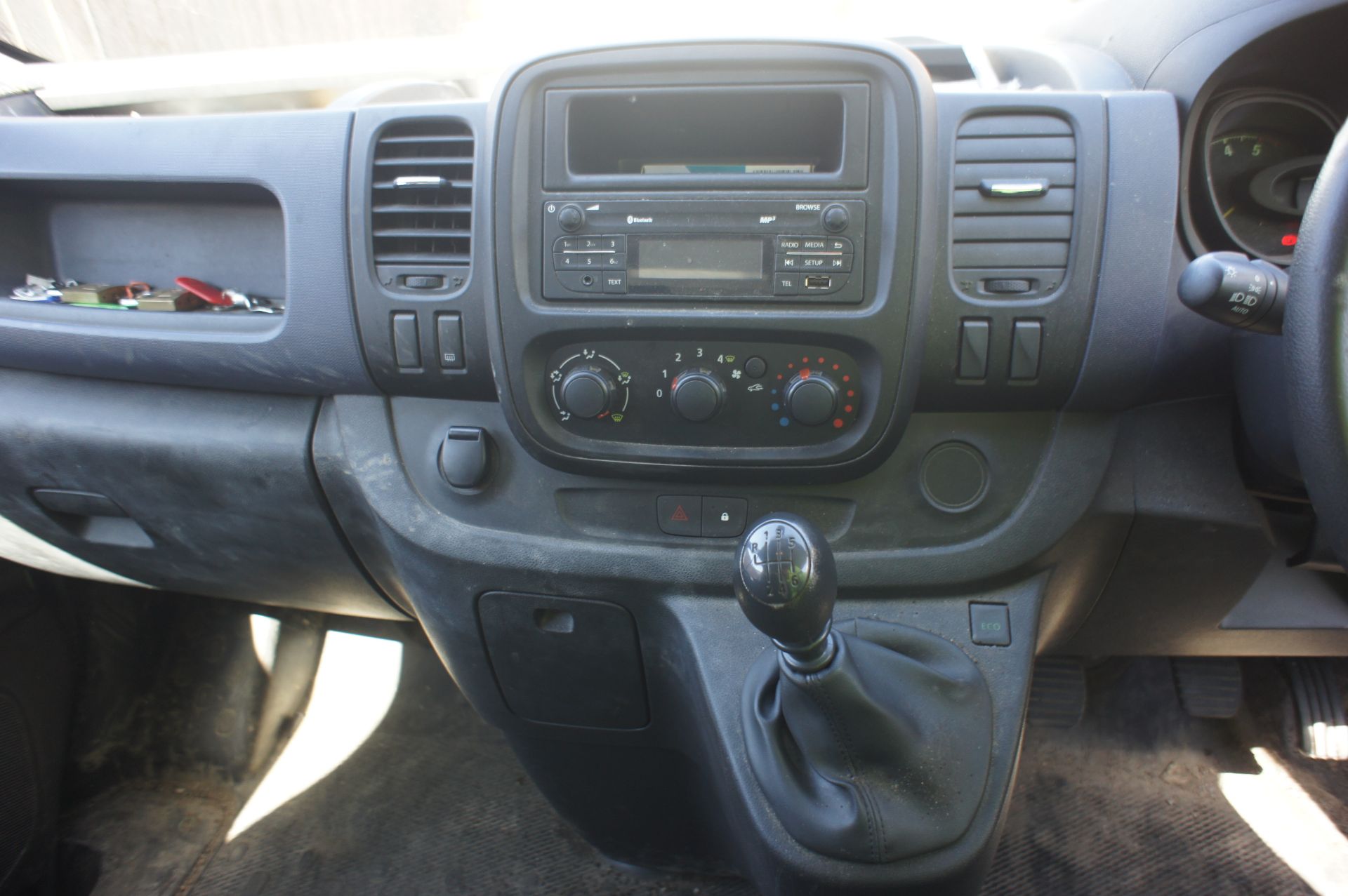 Vauxhall Vivaro, Registration ST65 WWH, Odometer 60,078 miles, No current MOT, Date of first - Image 10 of 12