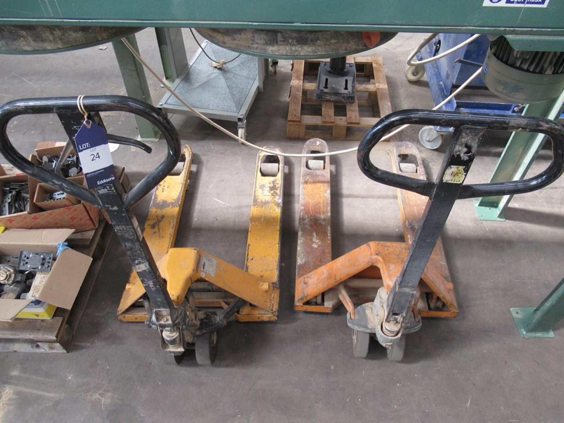 2 Pallet Truck/Pump Trucks (Spares/Repairs)