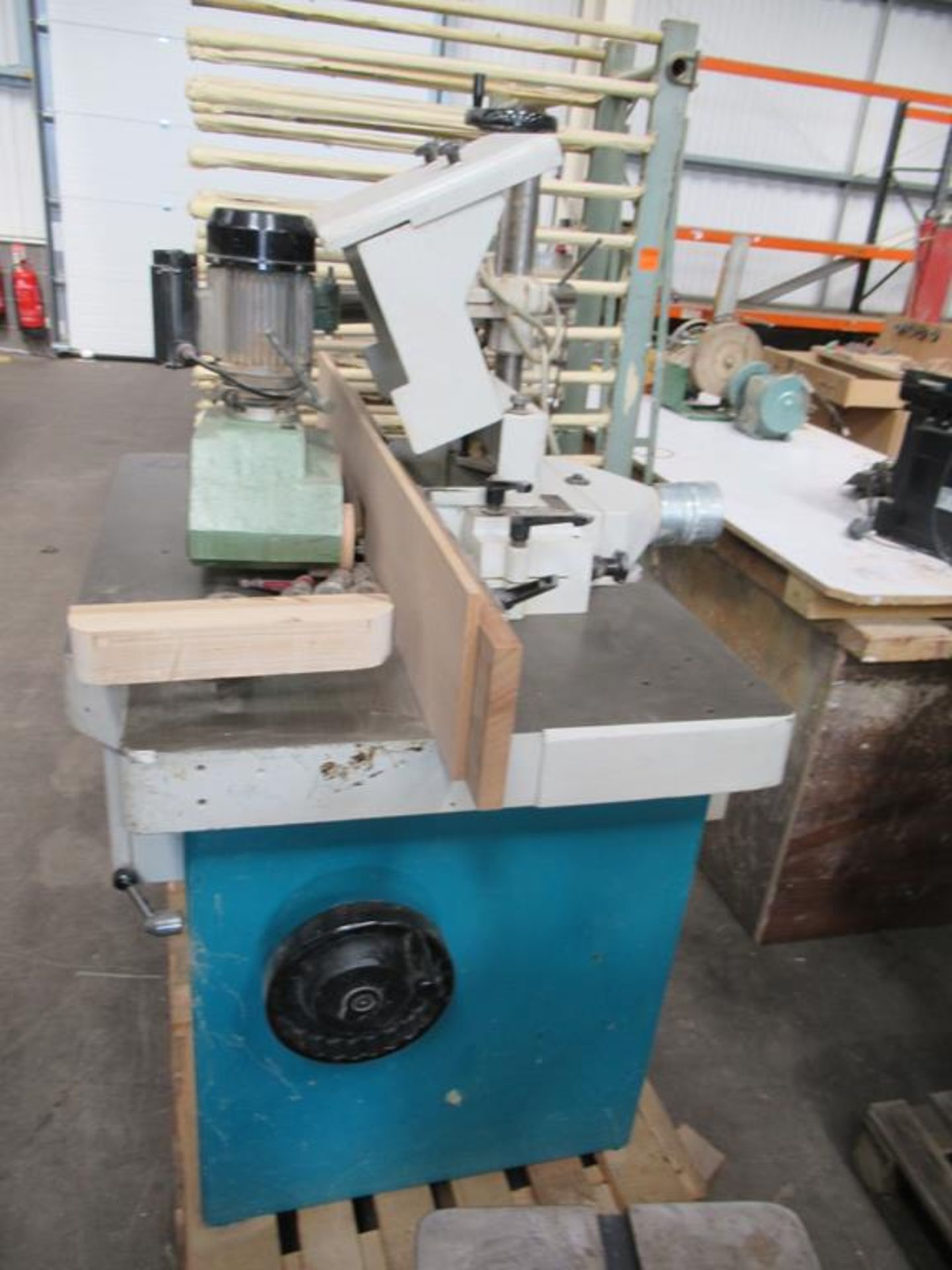 Wadkin BCC Spindle Moulder with Steff 2034 Power Feeder - Image 4 of 5