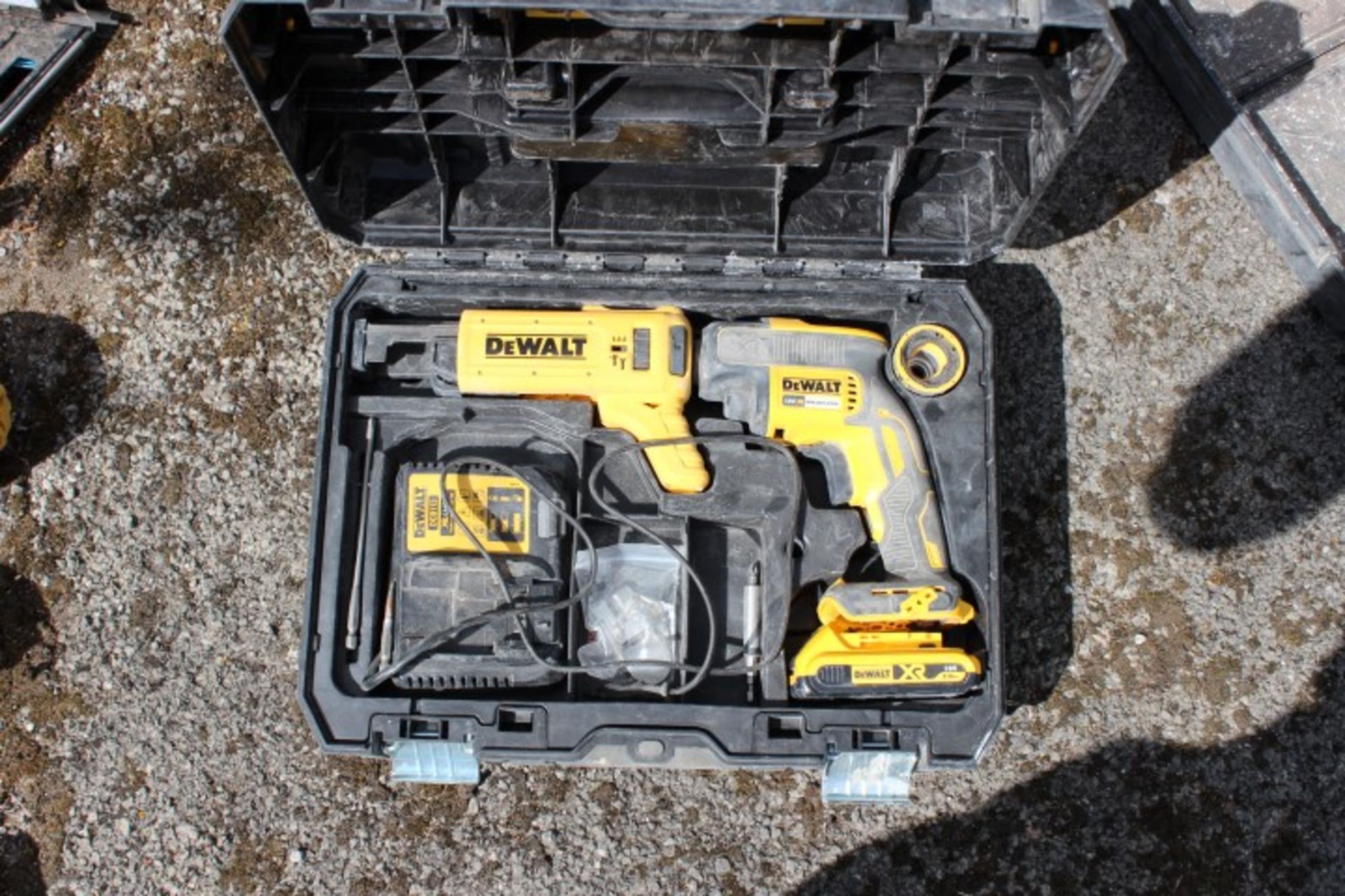 Dewalt DCF620 Cordless with Battery and Charger to - Image 2 of 2