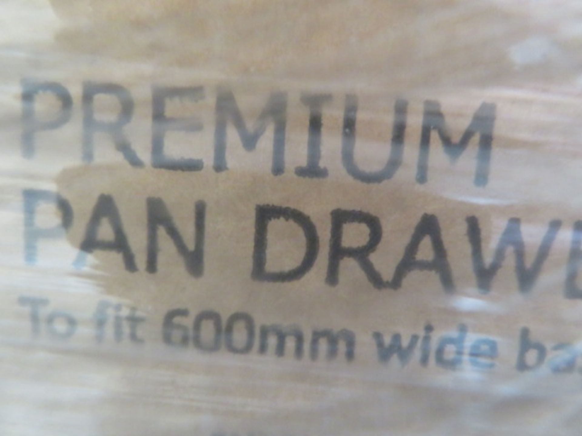 (E7) Pallet to contain approx. 22 items of kitchen stock to include:600mm base oven cabinets, - Image 5 of 5