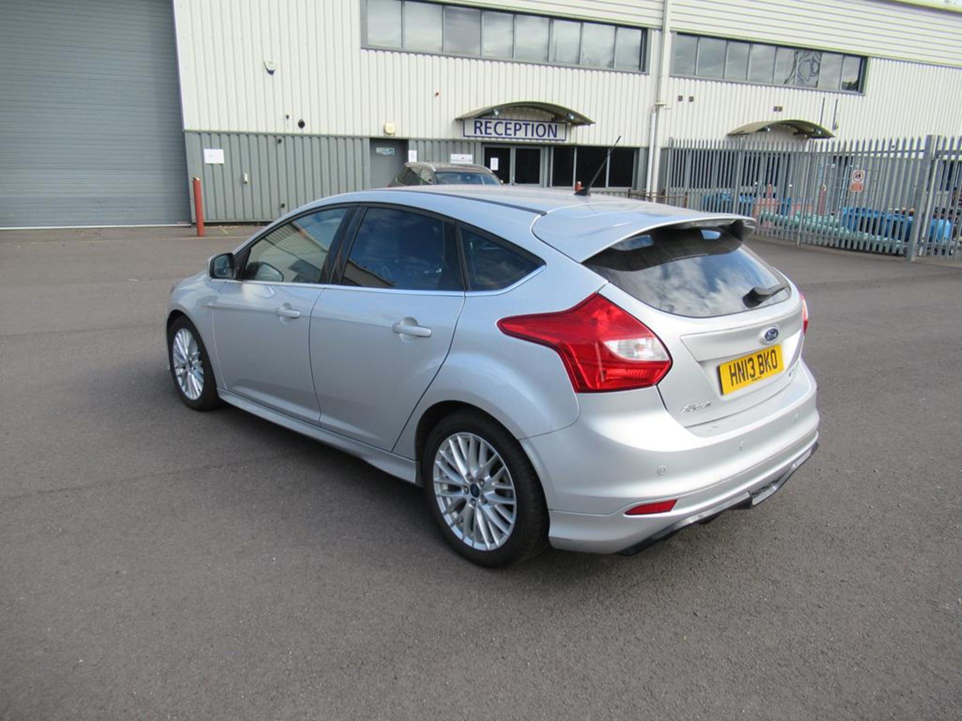 Ford Focus Zetec S Turbo 5 Door Hatchback - Image 3 of 16