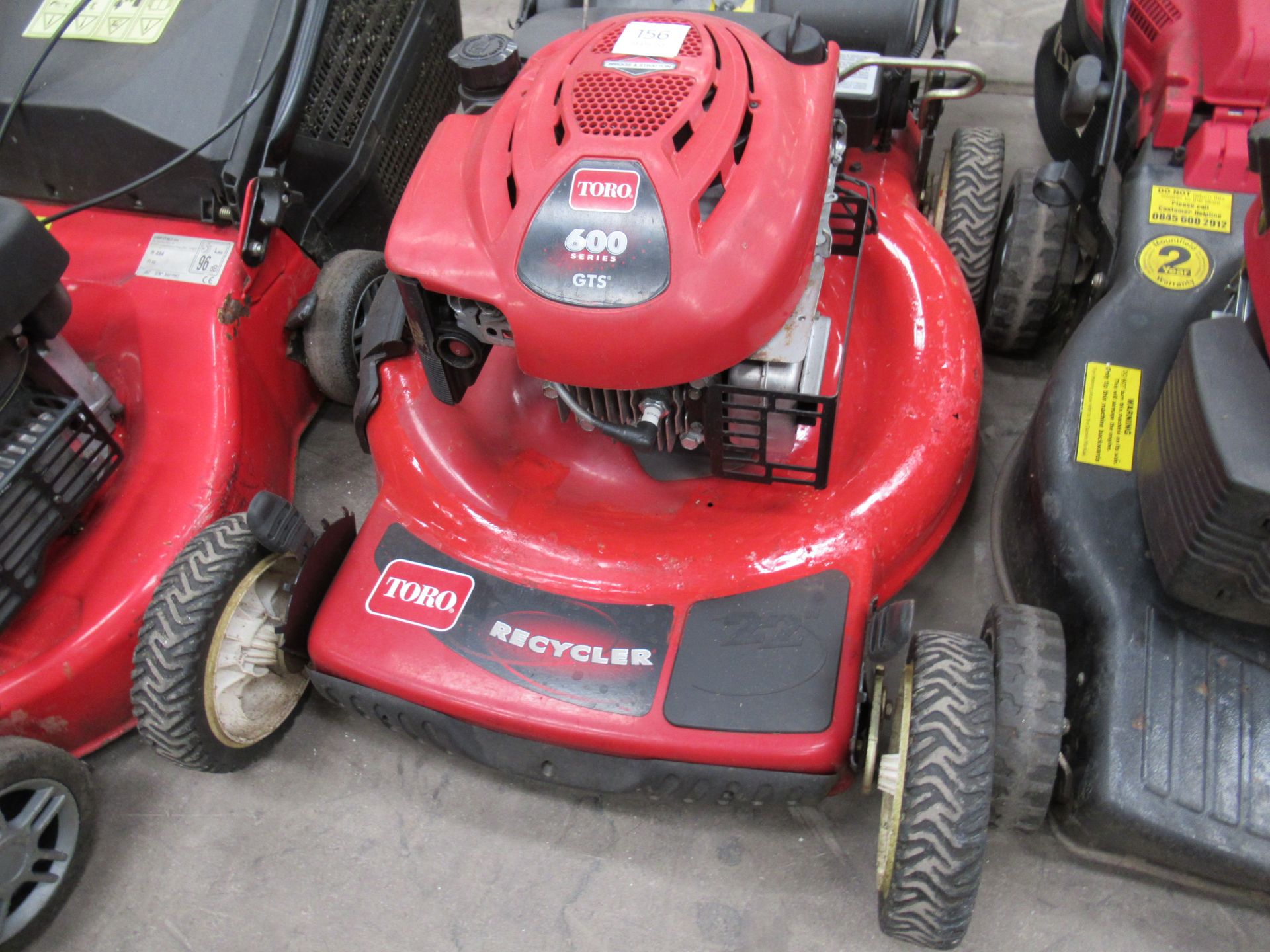 A Toro 600 series GTS Petrol Lawn Mower - Image 2 of 2