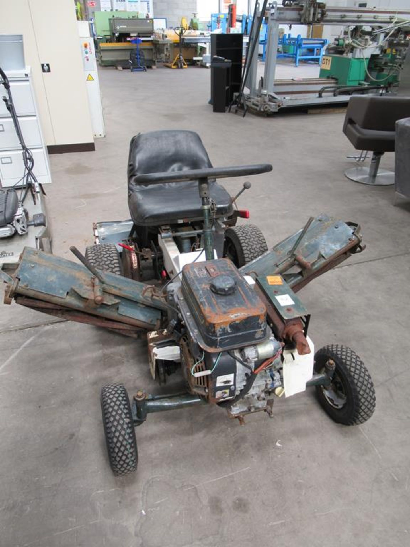 Ride On Petrol Lawn Mower Allen National 68