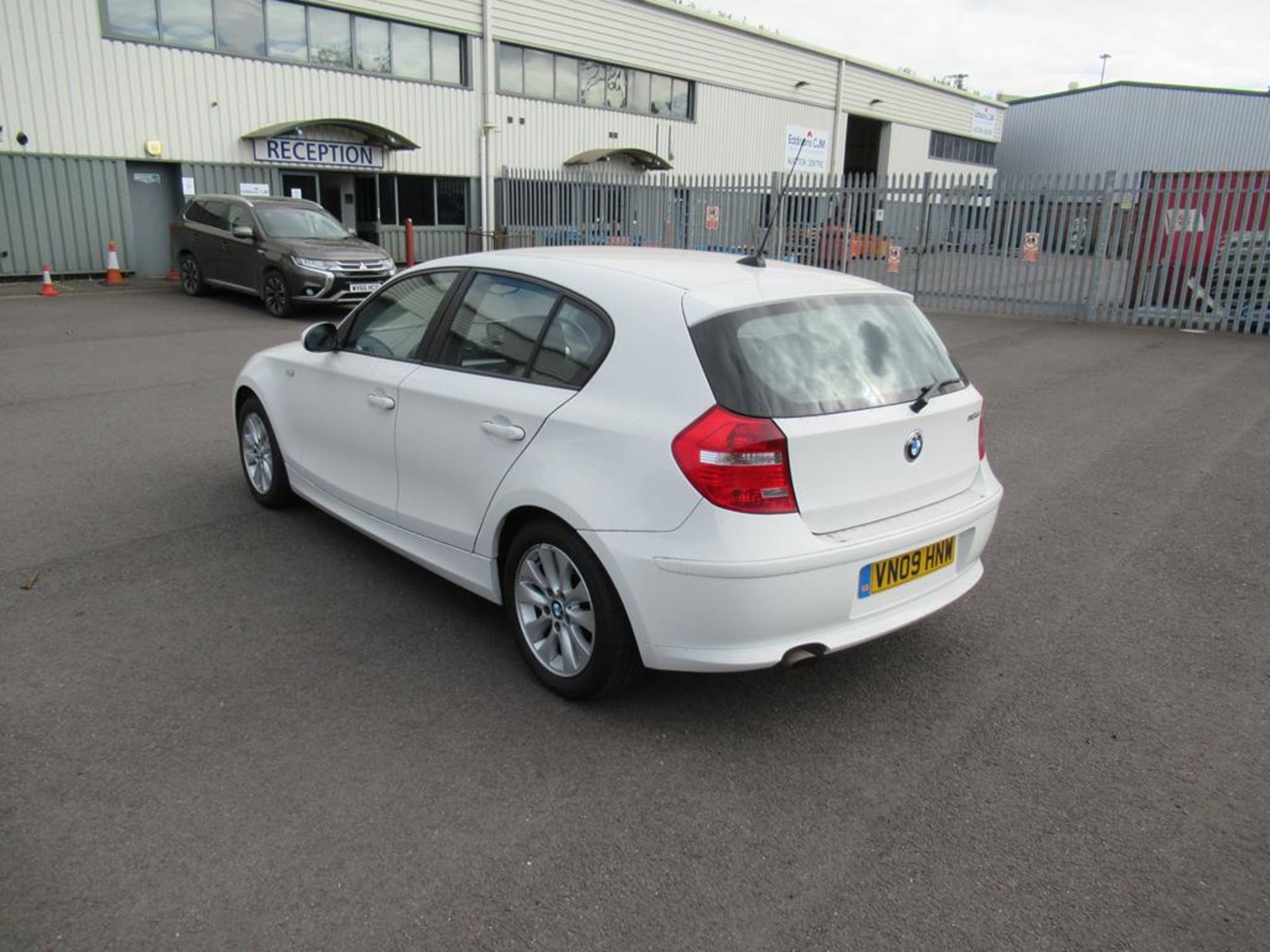 BMW 116D ES 5 door Hatchback - Image 3 of 15