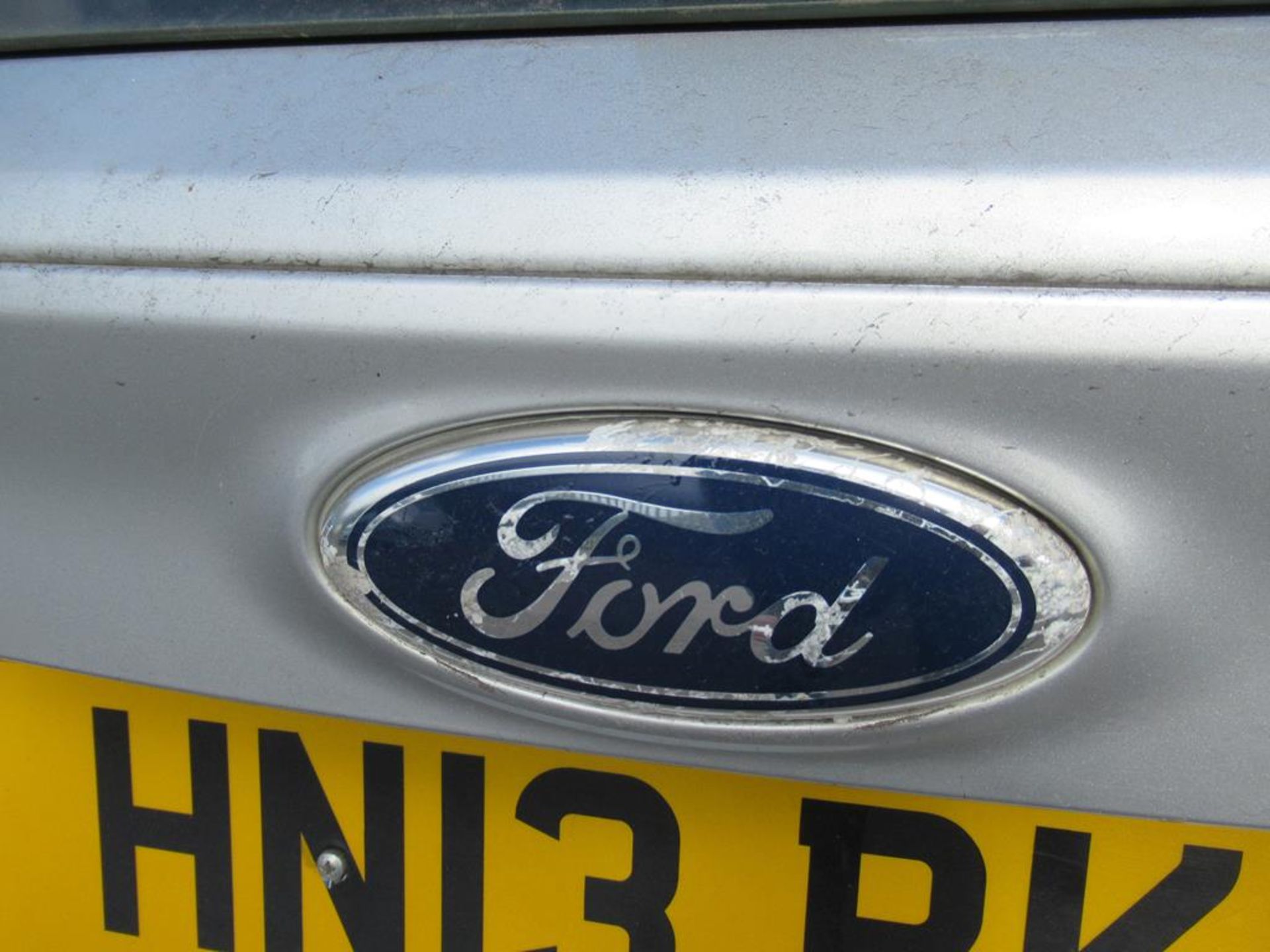 Ford Focus Zetec S Turbo 5 Door Hatchback - Image 13 of 16