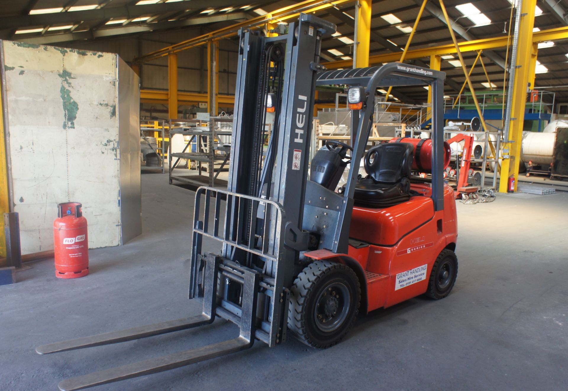 Heli FG250 LPG Forklift Truck, 2500kg capacity, duplex mast, side-shift, lift height: 3700mm, closed